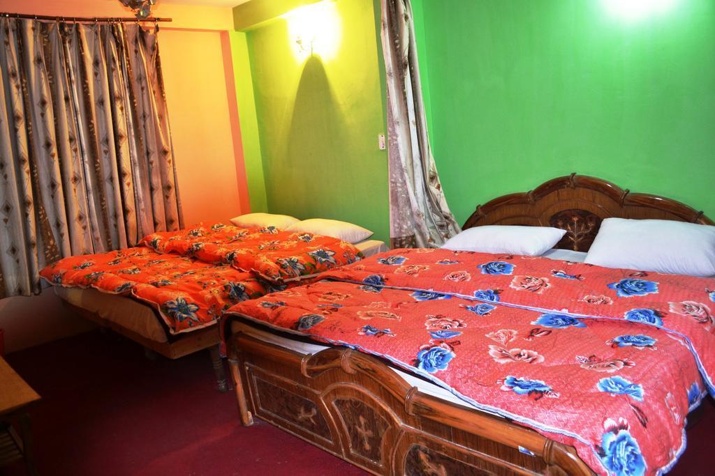 Kunal Hotel & Cottages Manāli Esterno foto
